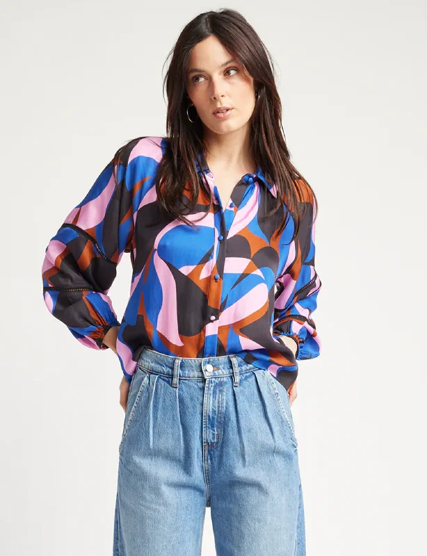 Hadley Blouse, Flamingo performance