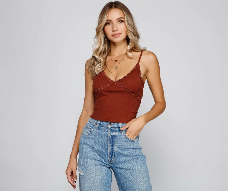 Chic Lace Detail Cropped Tank garde