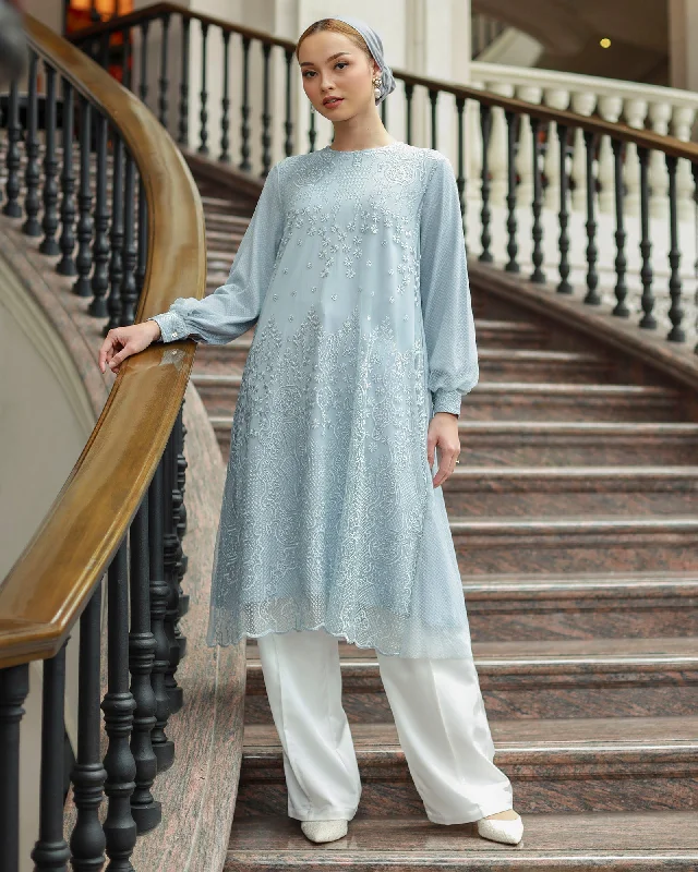 ADALEA TUNIC Confident Women's Power