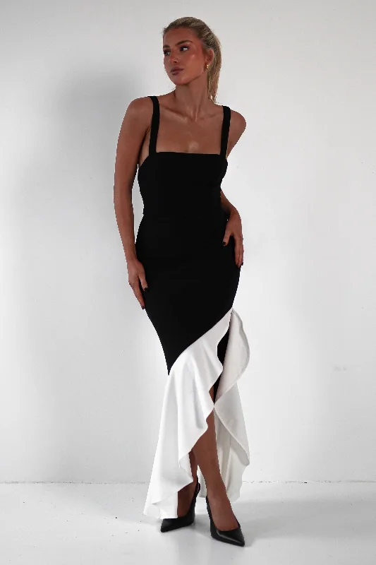 Amelia Contrast Maxi Dress | Black/White Modern Women's Tech