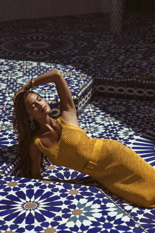 Yellow Moonrise Ribbed Maxi Dress garde