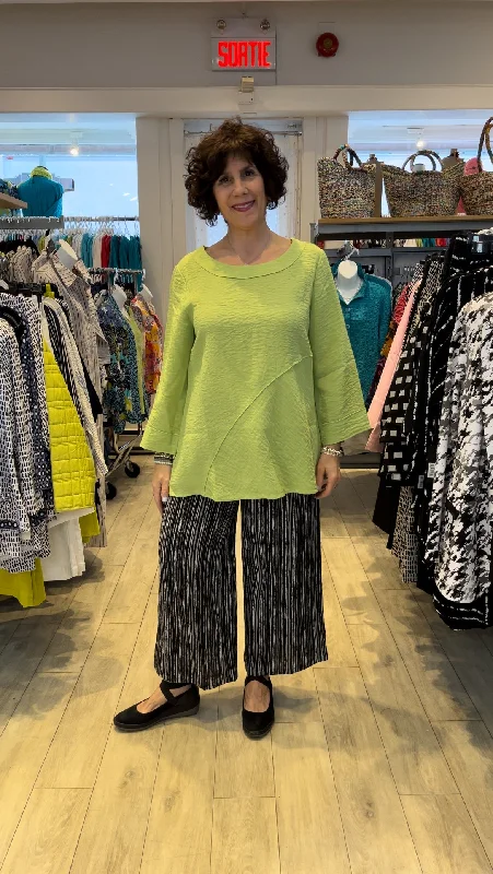 Habitat Spring/Summer Sale, 30625 Swing Tunic, Garden 50% Off Regular Price Australian Beach