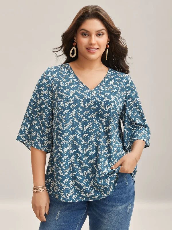Floral Print Curvy Hem V-Neck Shirt Earthy Women's Hemp - based